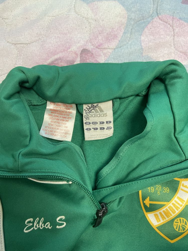 продам футбольную кофту adidas