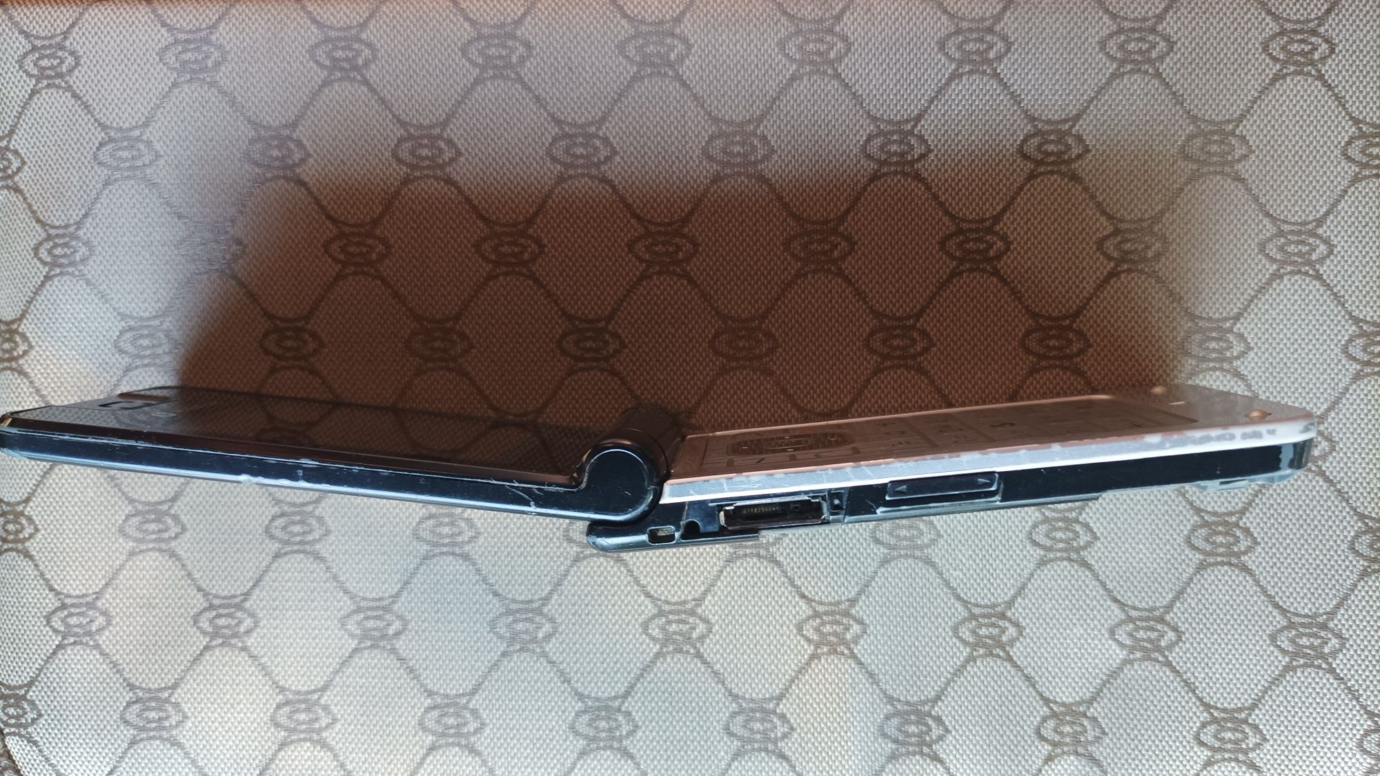 Телефон Sharp 770SH