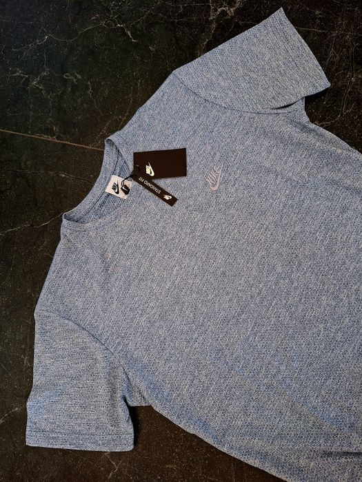 Super T-shirt sportowy Nike Standard fit  rozmiar XXL
