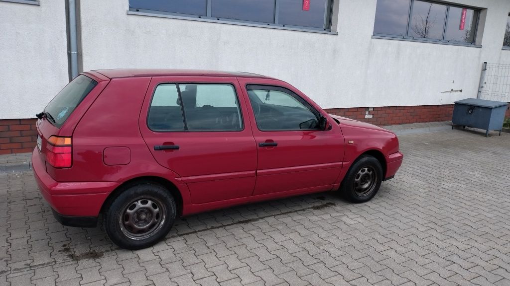 VW Golf III 1997r 1.4b stan bdb/OC 11.25/Pt 07.26r