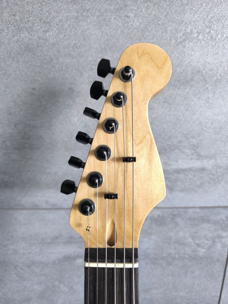 Gitara leworęczna Stratocaster Partcaster + osprzęt