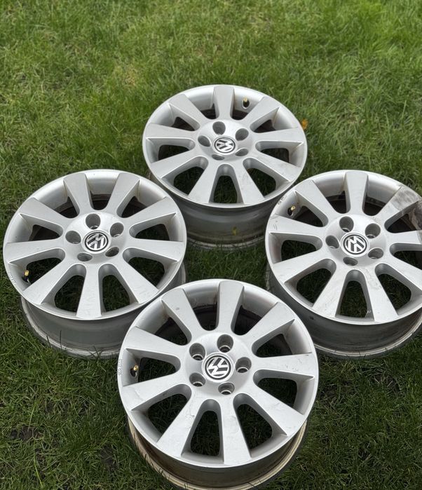 Продам комплект дисків R16 5*112