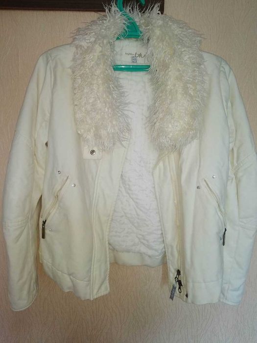 Жіноча куртка. Модна куртка 44 розм.