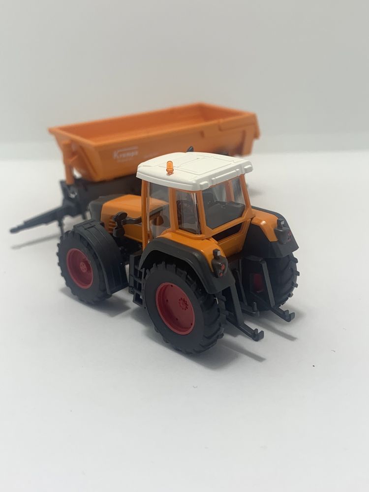 Tractor com Reboque Fendt Vario 930 Wiking 1/87