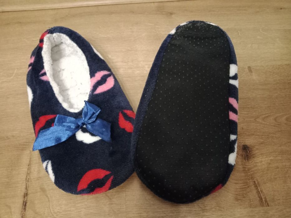 Ciepłe papucie lacie długość wkładki 22 cm