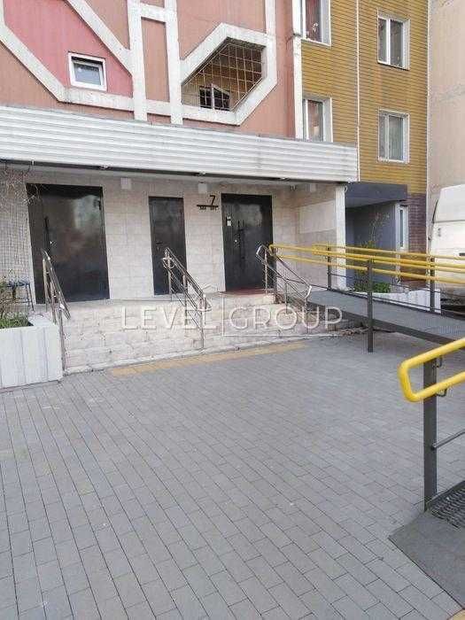 продаж 3-кімн квартири  вул. Анни Ахматової вул., 43 Осокорки