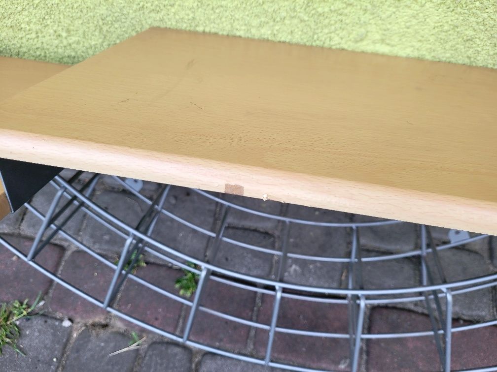 Półka półokrągła wisząca.