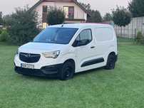 Opel combo  firma 23% navi -pdc-tempomat - prywatne