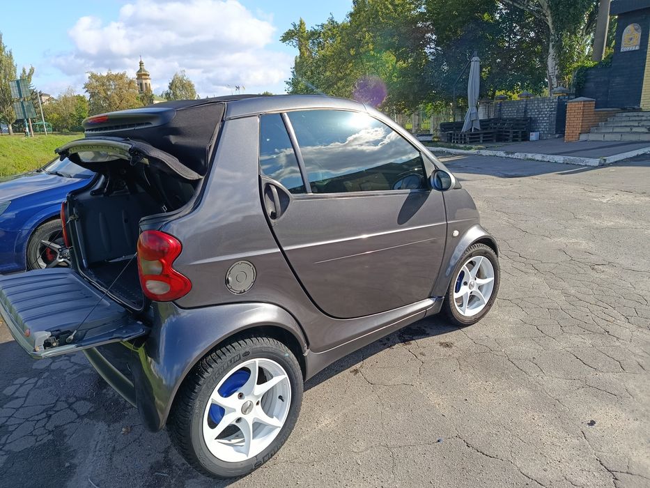 Продам автомобіль  -SMART
