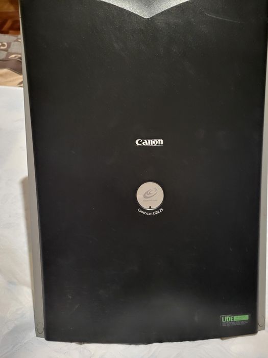 Сканер Canon    .