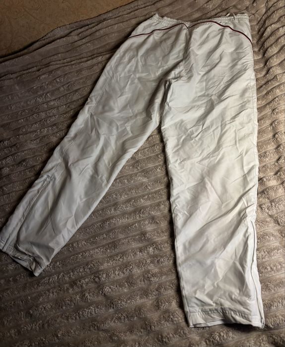 Спортивні білі штани Fila м-л широкі