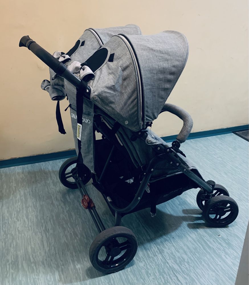 Wózek bliźniaczy rok po roku Valco Baby Snap Duo tailor made