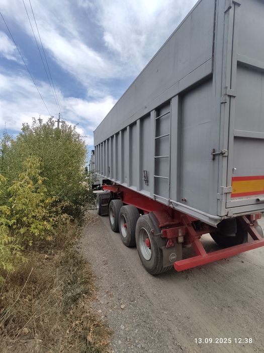 Продам самосвал.