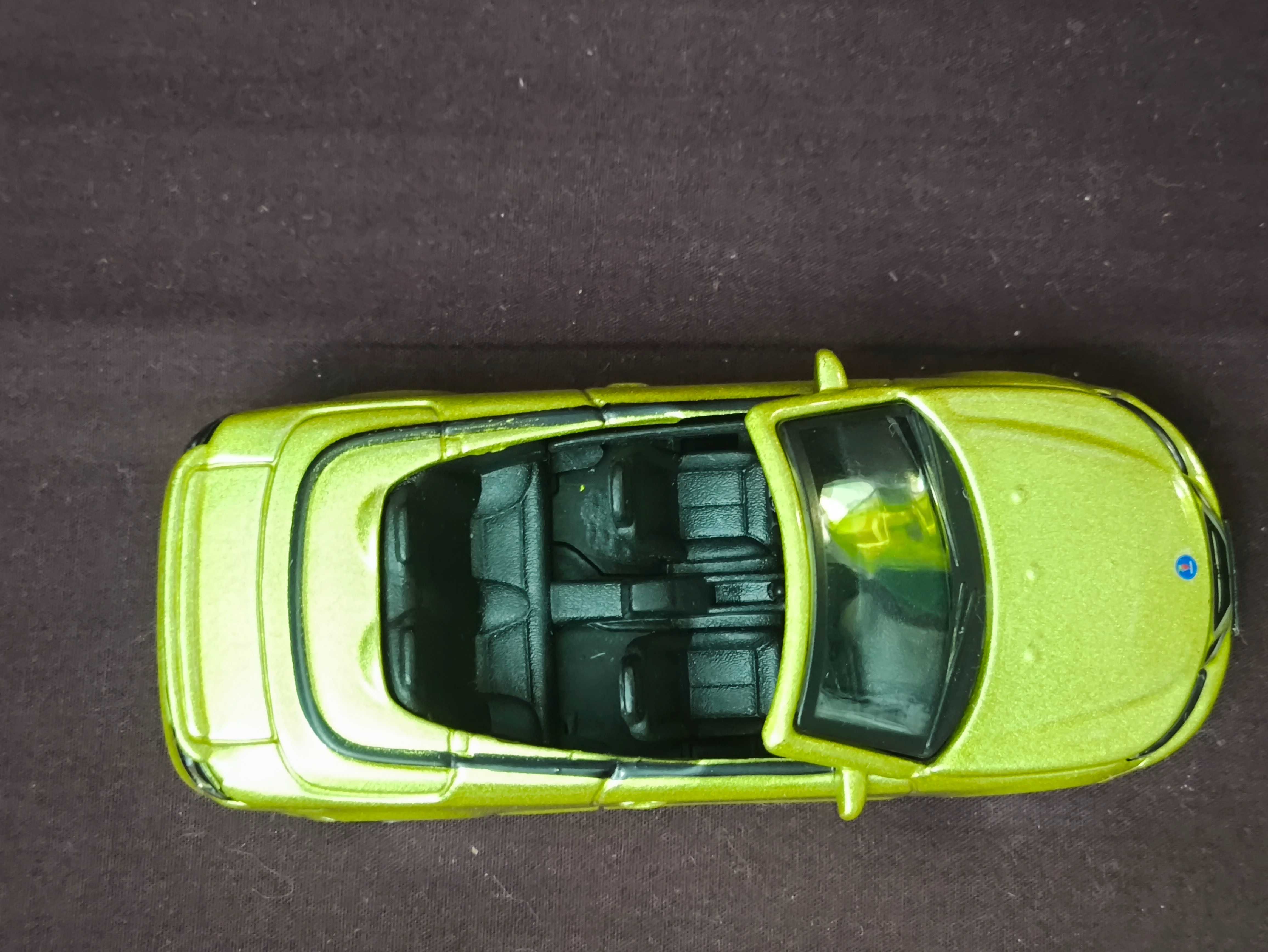 Машинка Saab 9-3 Cabriolet Aero 1:43 Bburago