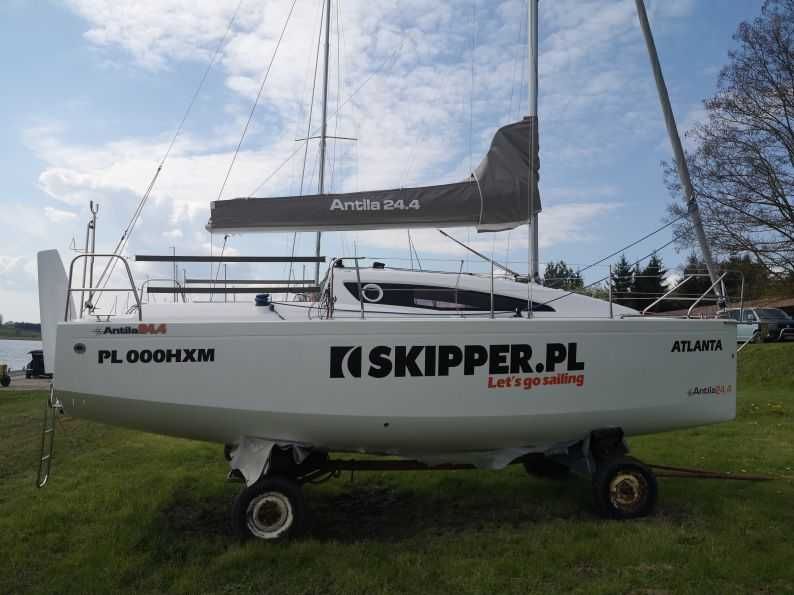 Czarter jachtu Antila 26 cc, Antila 24.4, Maxus 24 evo po 23 sierpnia