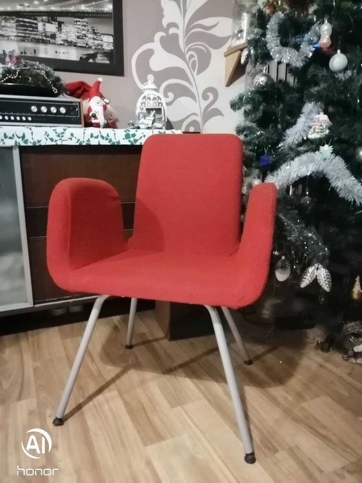 Krzesła czerwone Patrik Ikea