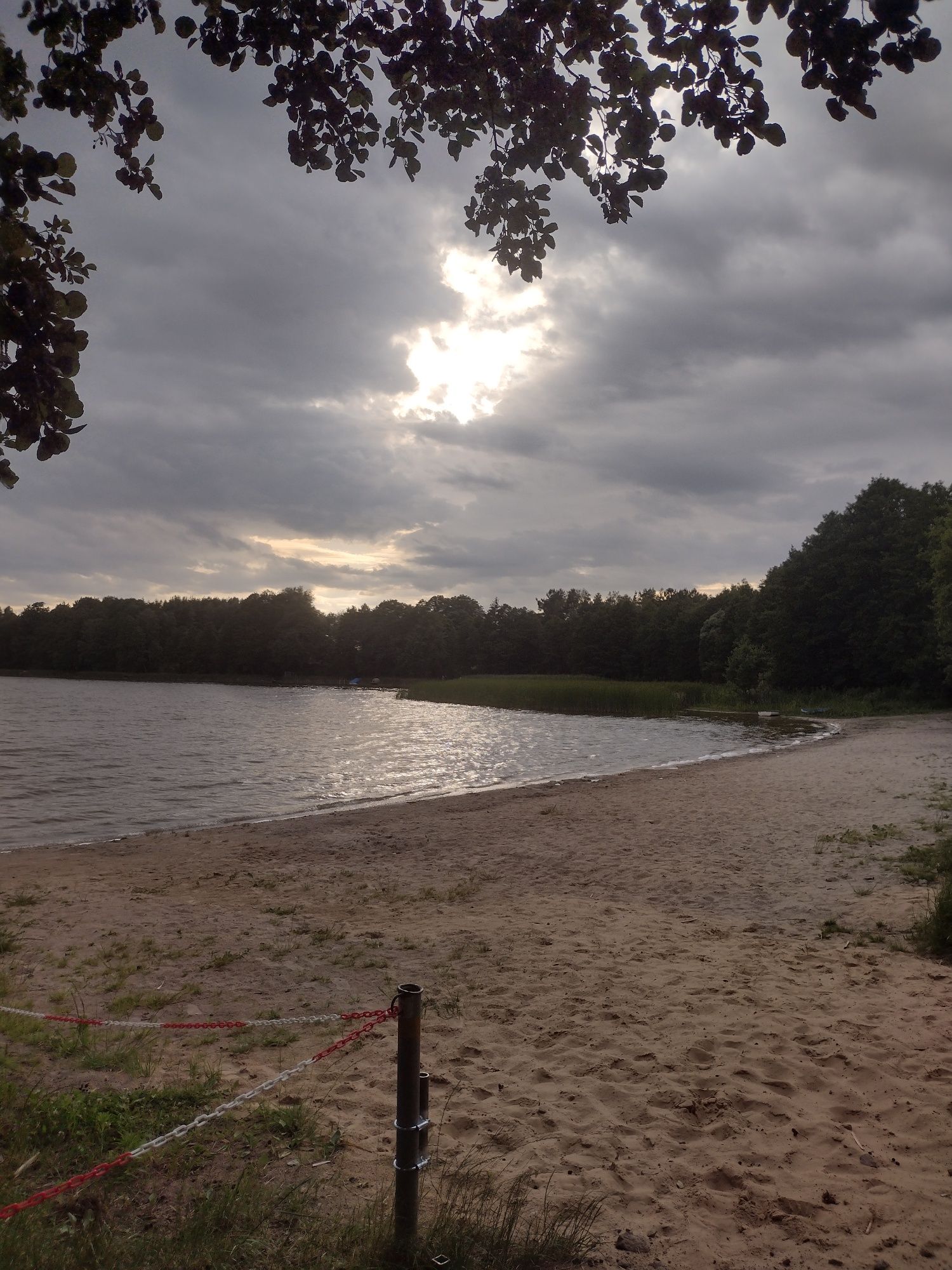 Domek nad jeziorem