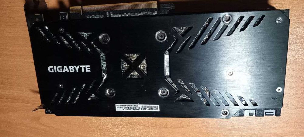 Видеокарта Gigabyte R9 390 8Gb GDDR5