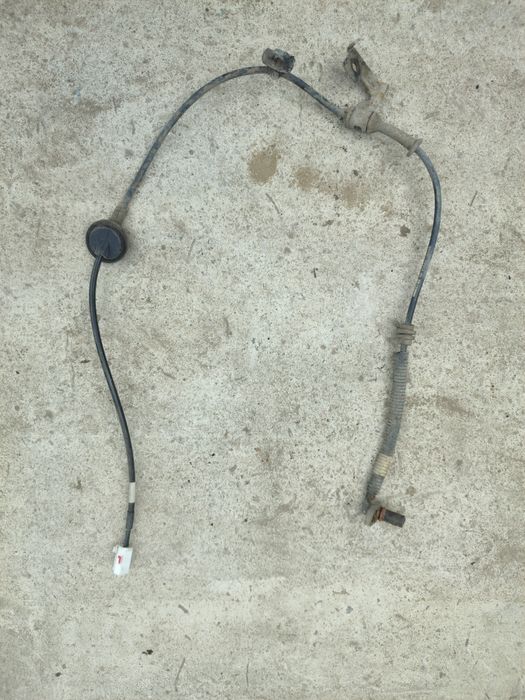 Продам задний левый датчик ABS на hyundai accent RB