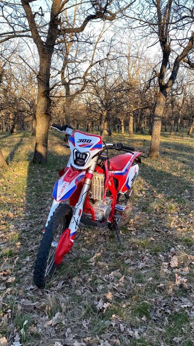 Продам CRF300