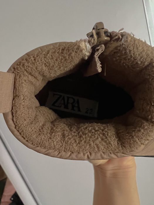 Дитяче взуття  утеплене Zara 22розмір