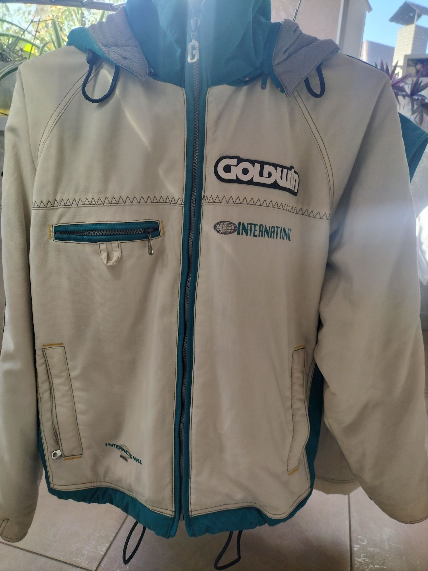 Гірськолижна куртка Goldwin ( з жилеткою )
