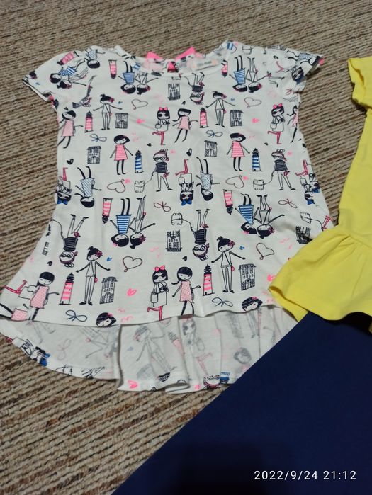 Zestaw na lato tuniki i legginsy 3/4 dla dziewczynki 116 Coccodrillo