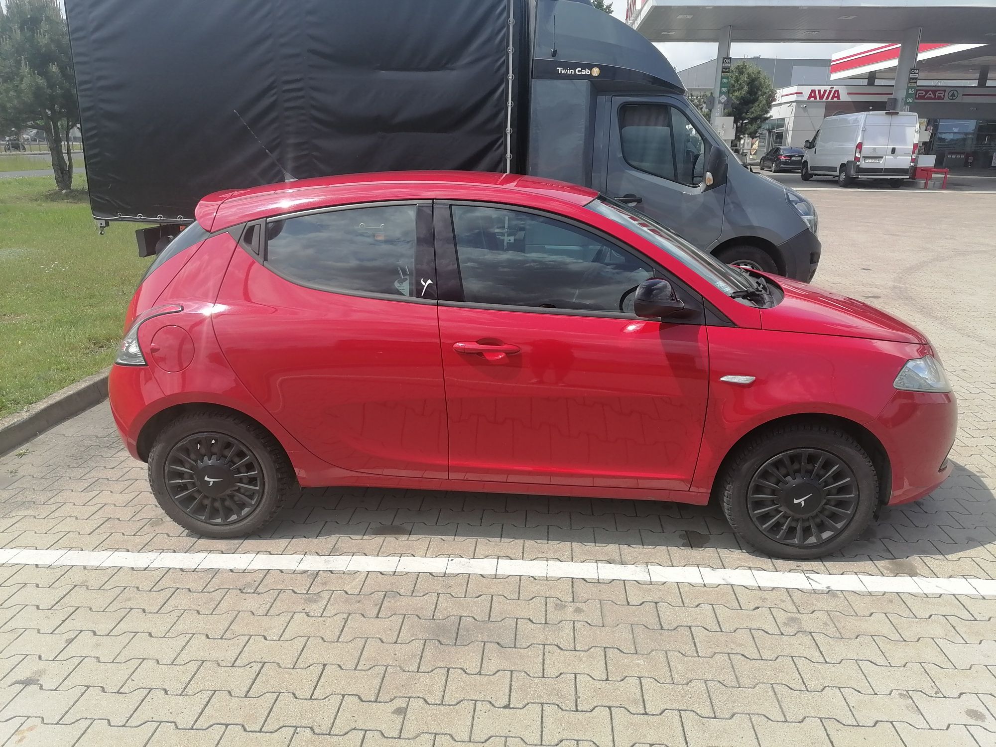 Lancia ypsilon 2014r.