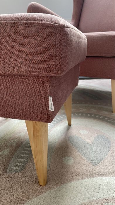 Fotel uszak z podnóżkiem