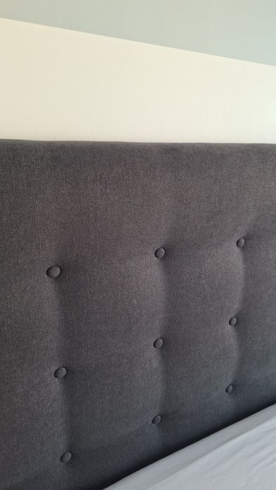 Cabeceira de cama em tecido