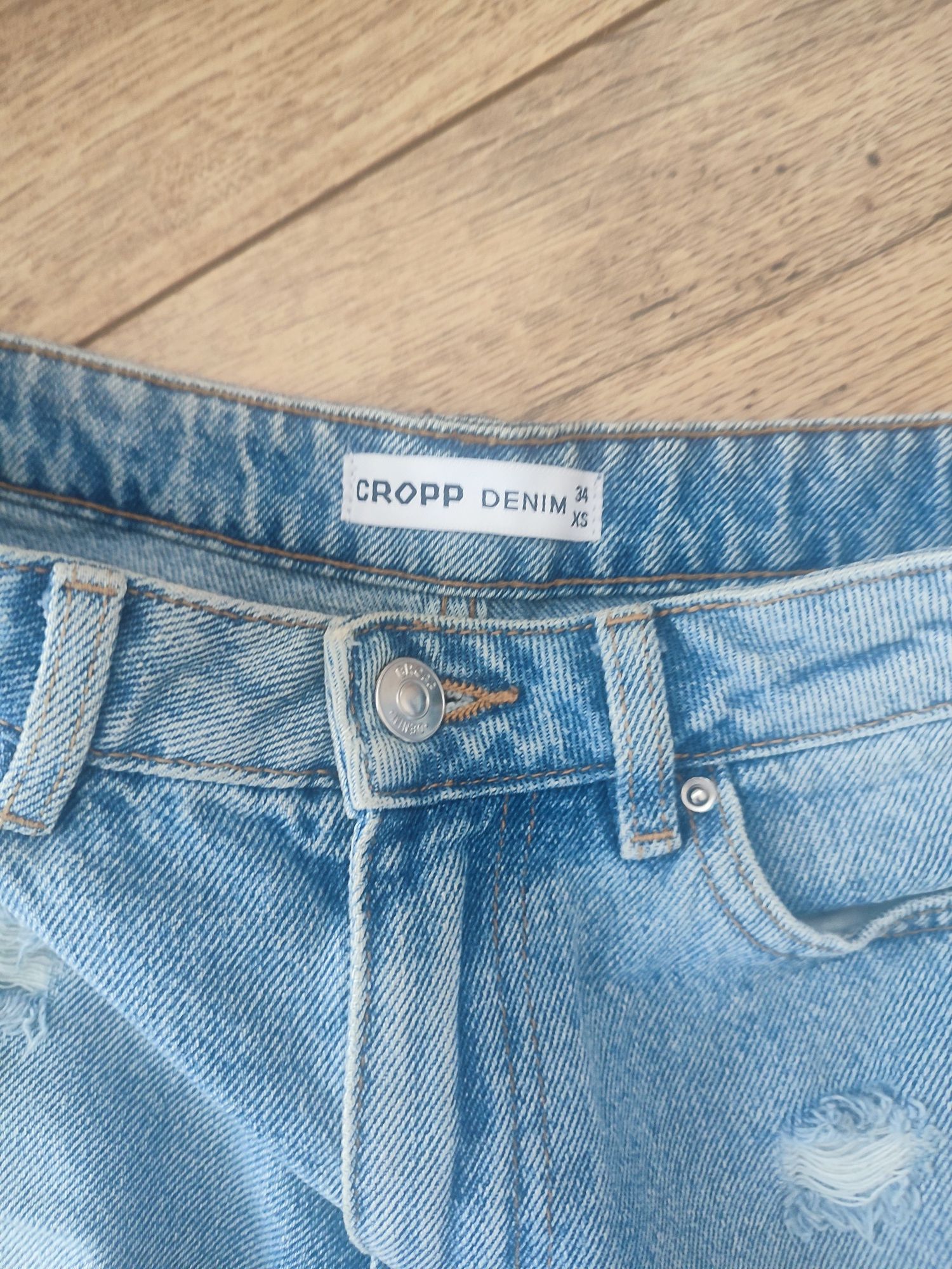 Szorty Cropp XS          ,