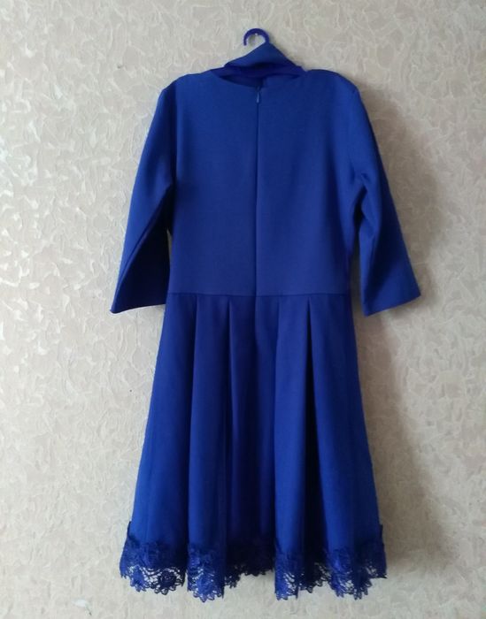 Продам платье 42-44 размер