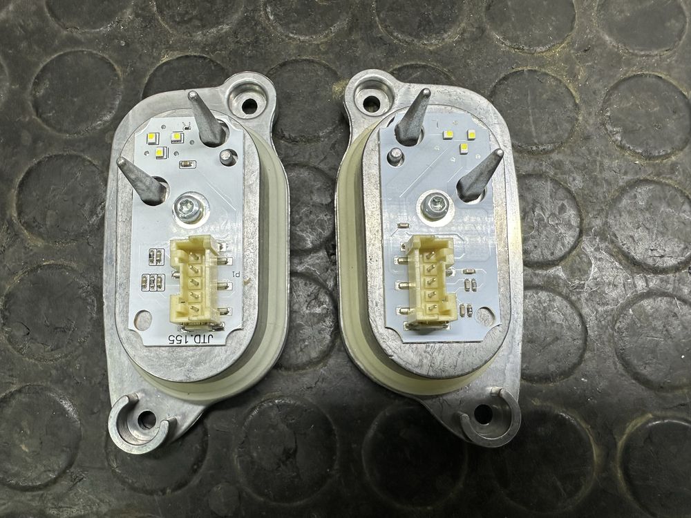 Модуль LED ДХО Audi A3 2018 8V0998474r 8V0998473l