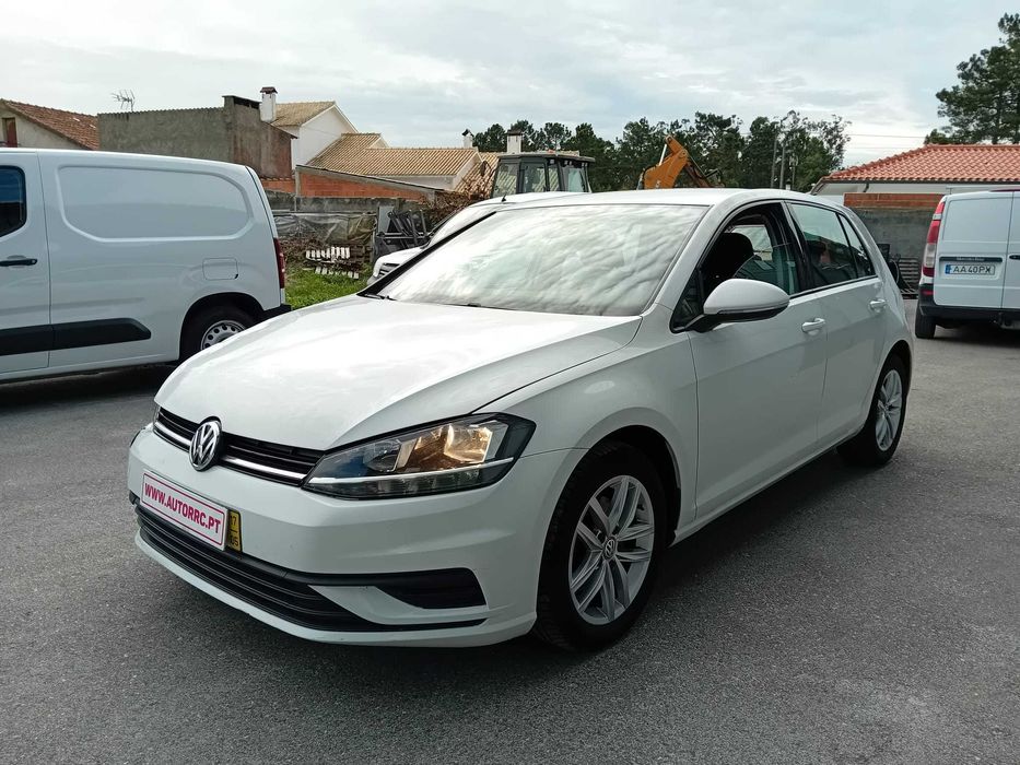 VW Golf VII 1.6 tdi - Nacional ( pequeno sinistro )