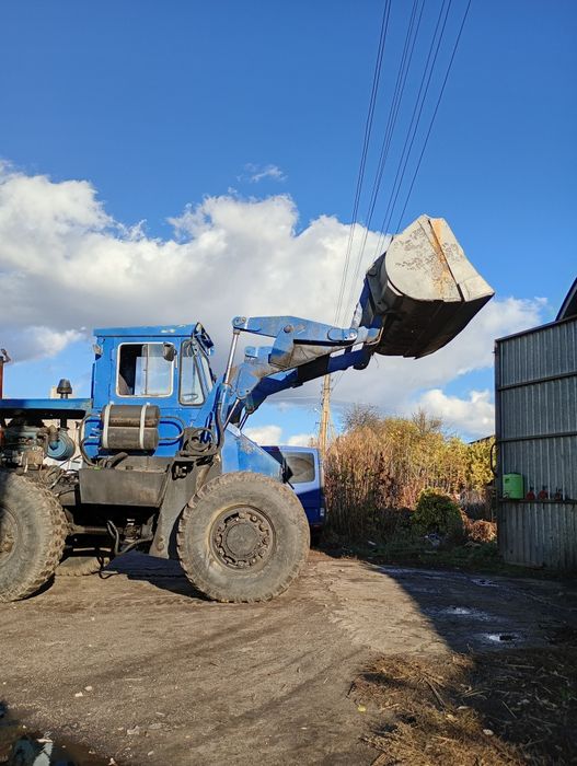 Продам фронтальный погрузчик ТО-6 (Д 561 б) после кап.ремонта.