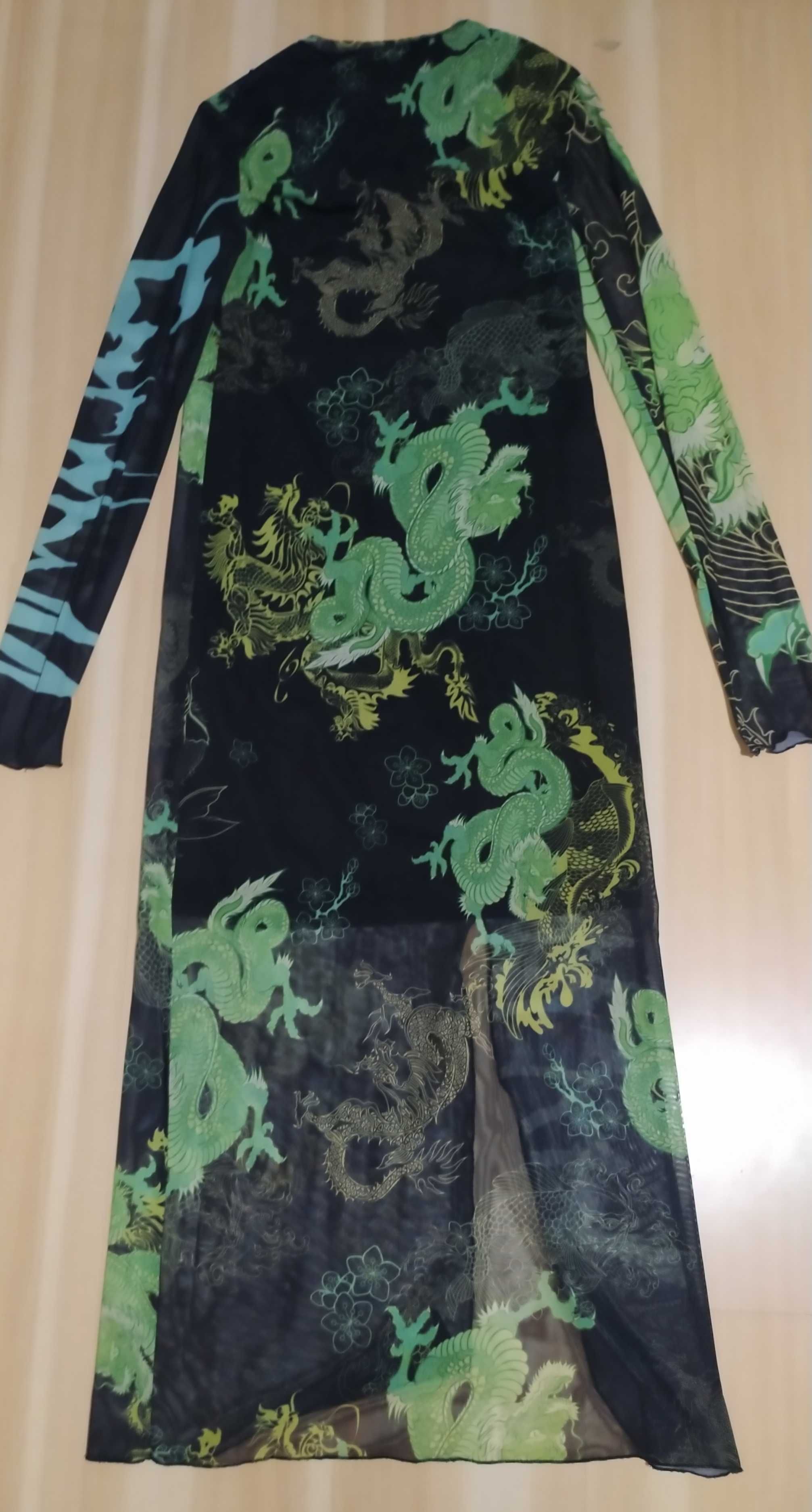 Сукня Bershka розмір L довга з малюнком дракон