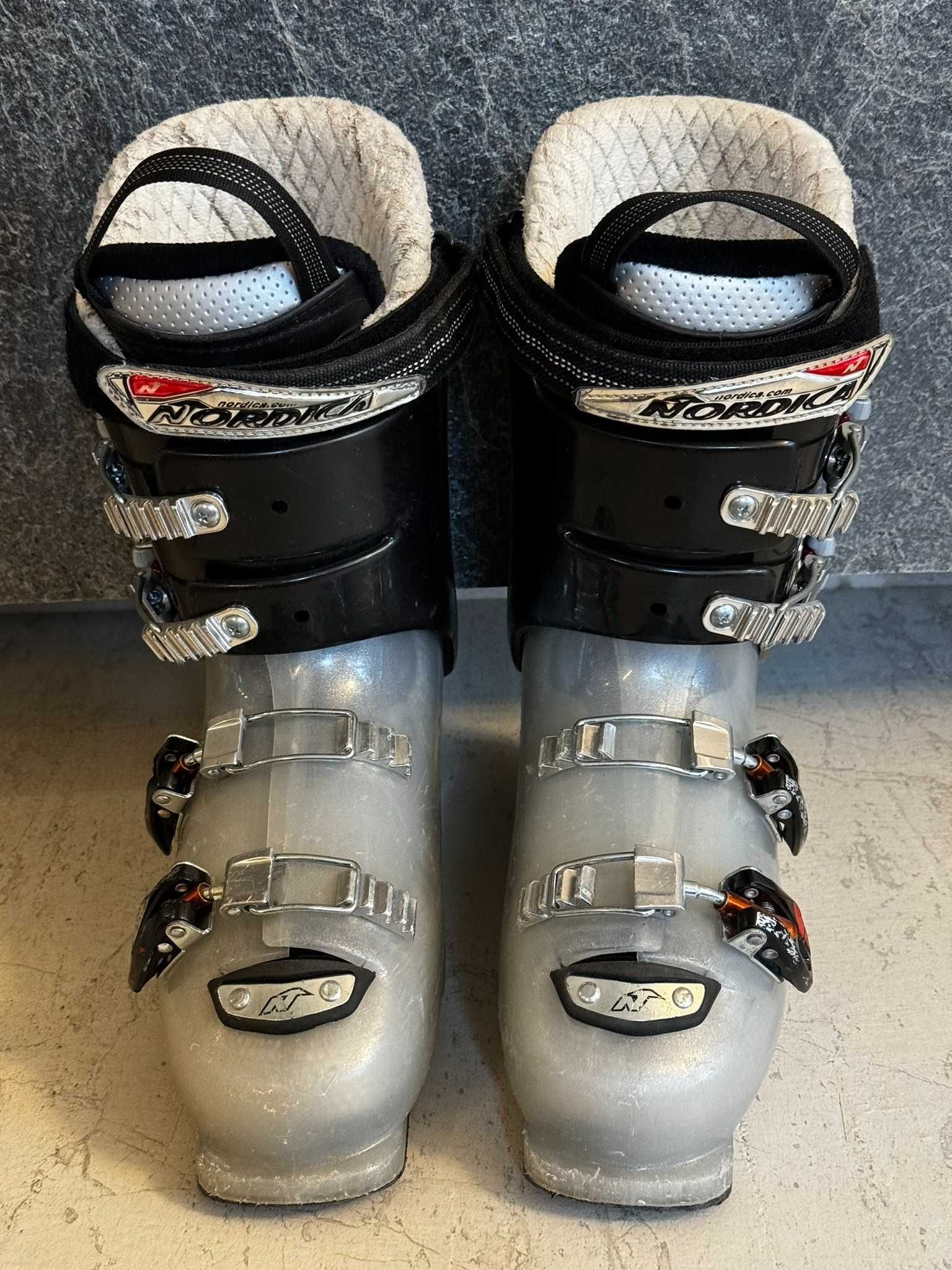 Buty narciarskie NORDICA, długość wkładki 25-25,5 cm - super stan