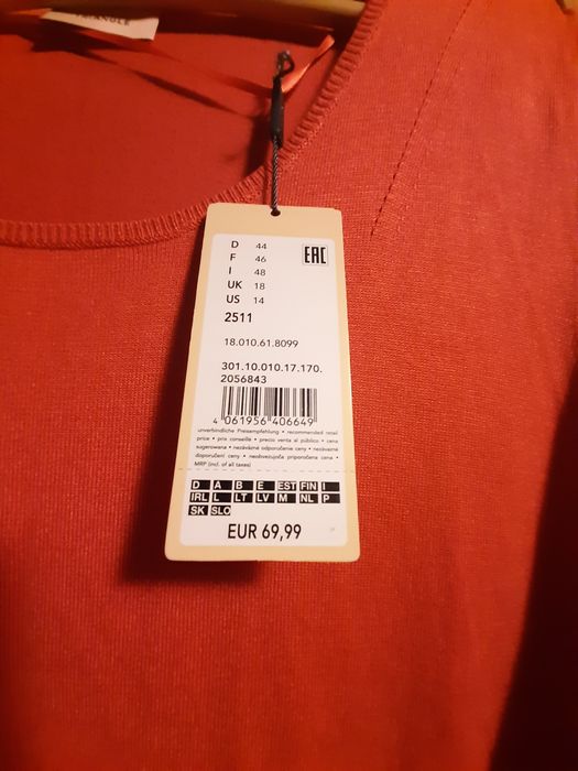 Sweterek damski Triangle 44