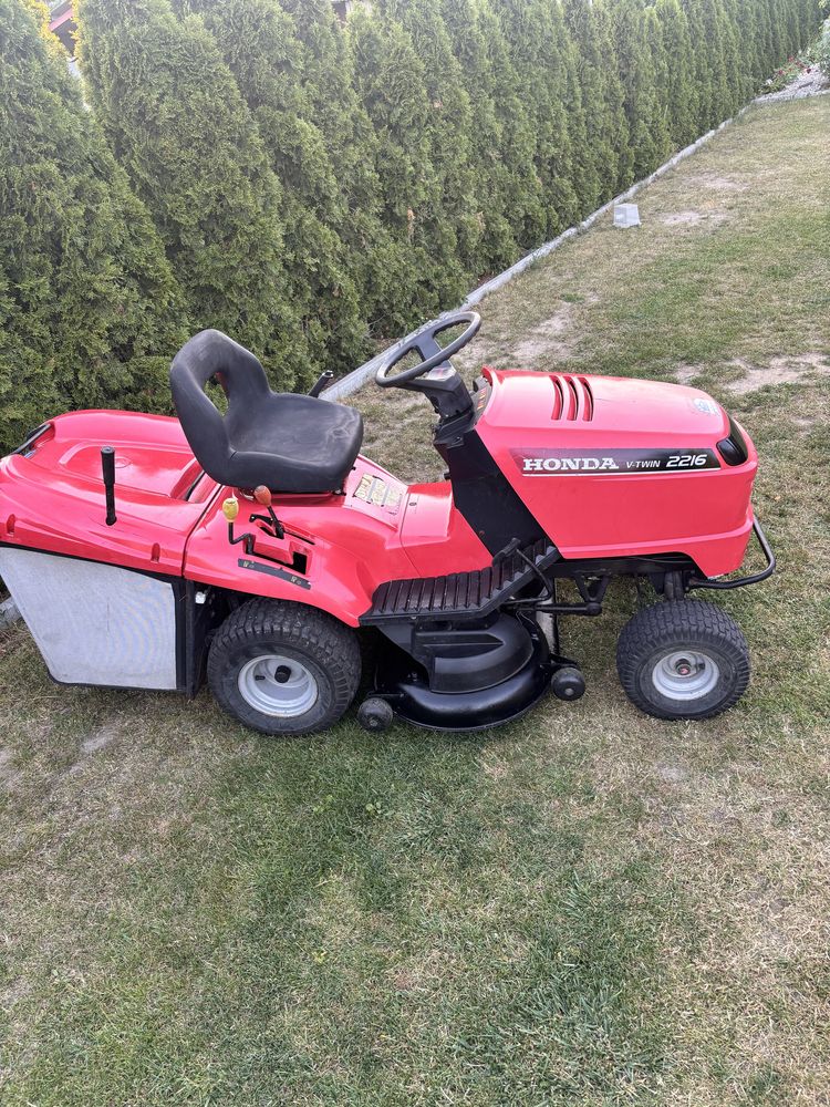 Traktorek kosiarka Honda 2216 (stiga john mtd)