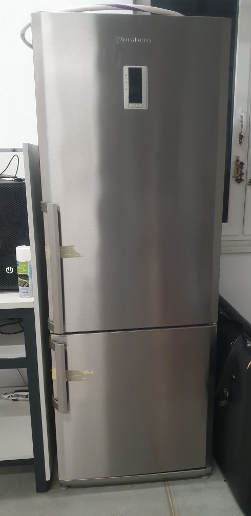 Lodówka Blomberg KND 9861 X z zamrażalnikiem dolnym