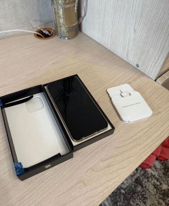 Продам iPhone 13 Pro Max 256