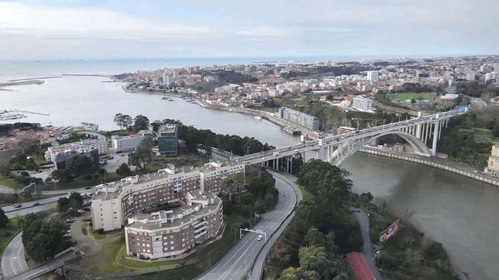 Serviço de filmagem e fotografia aérea - Drone 4K UHD