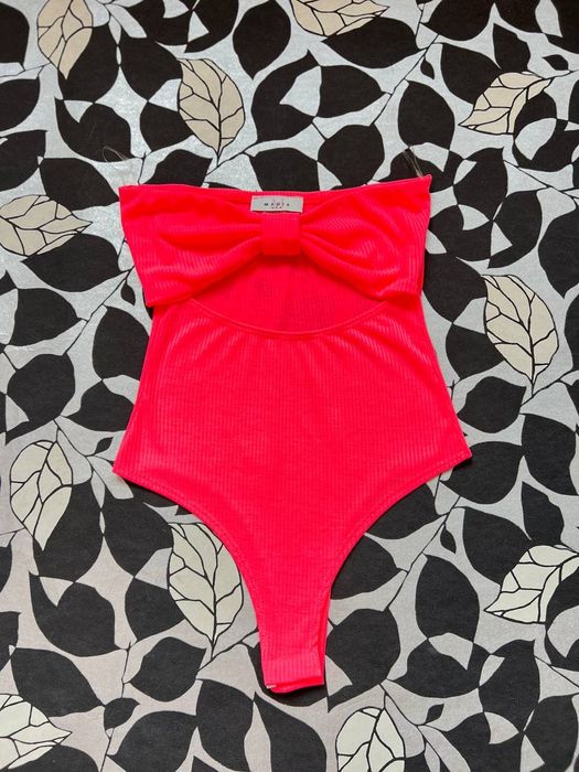 Боді без бретельок, американський бренд magia u.s.a. розмір: s ; l