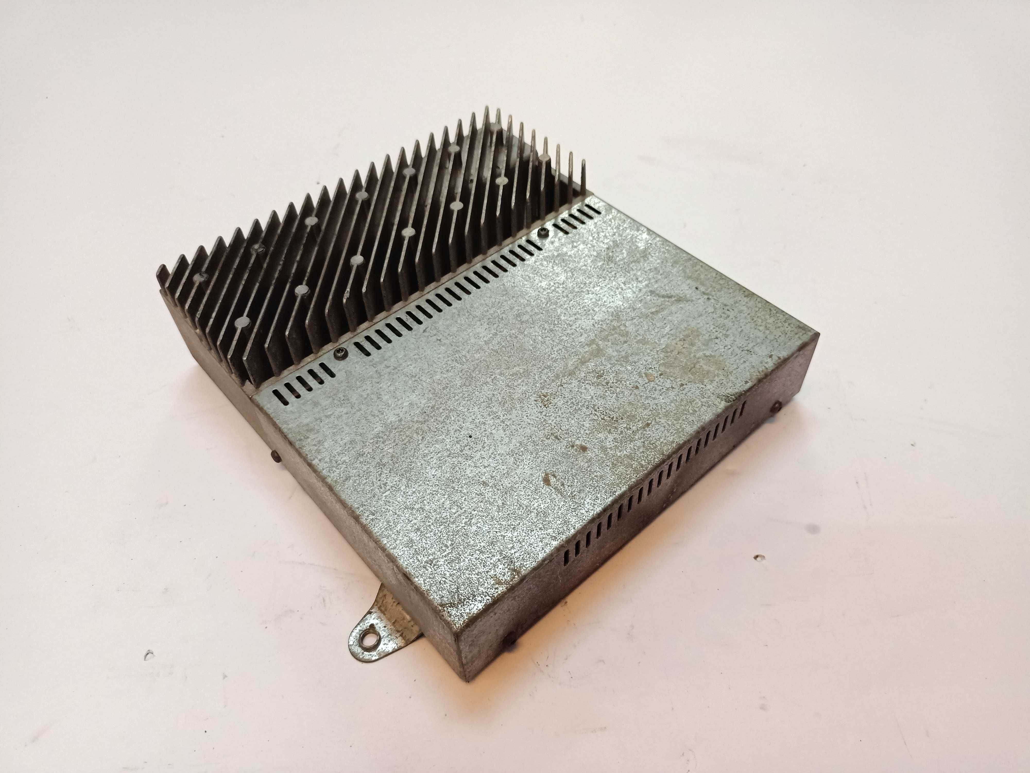 BMW E39 AMP Wzmacniacz dźwięku Audio głośników HiFi