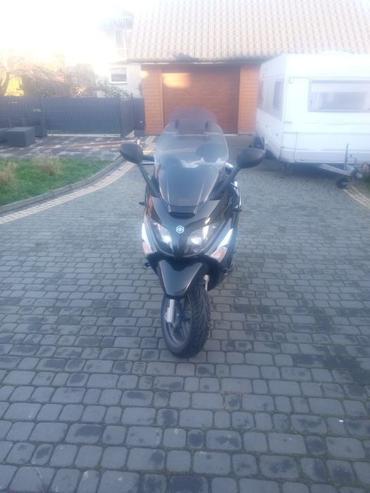 Sprzedam skuter Piaggio Xevo 125
