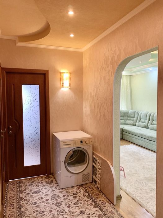 Продам 5-ти кімнатну квартиру з АО  ДНС поруч з річкою