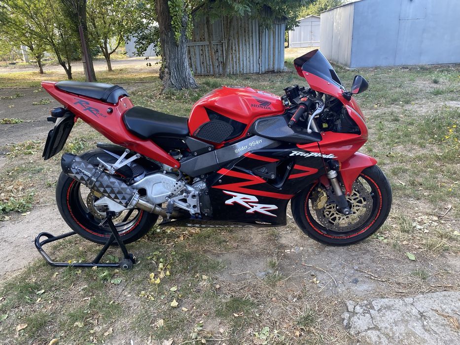 Продам мотоцикл Honda CBR 954RR Fireblade