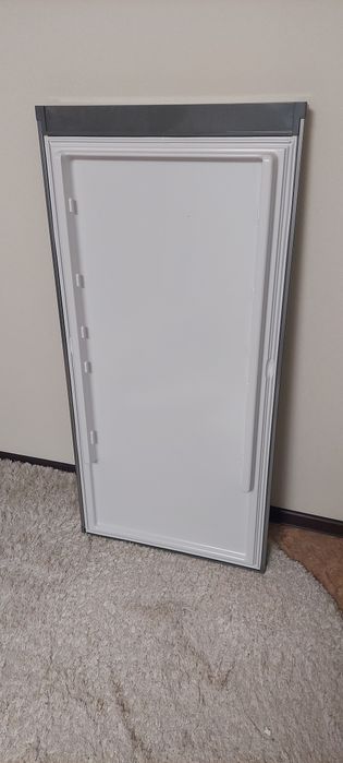 Дверь холодильника BOSCH kgn39vl306