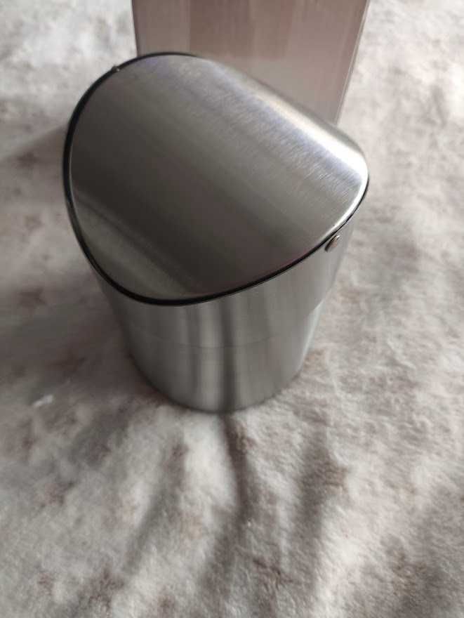 Mini Kosz Na Śmieci Stal 16CM metalowy uchylny do łazienki gabinetu