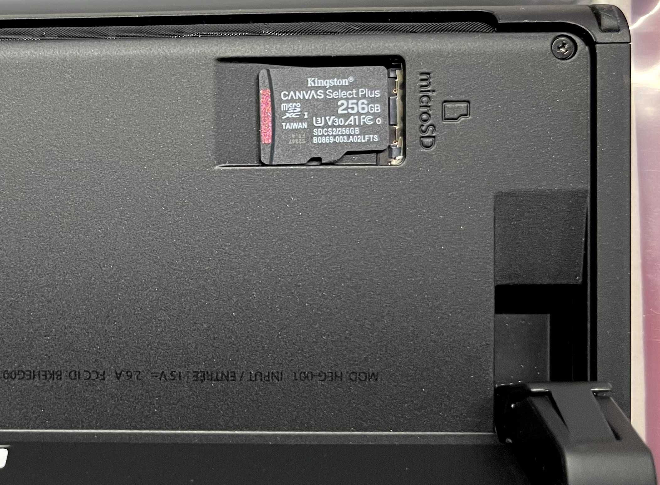 Nintendo Switch OLED Desbloqueada (Nova) + MicroSD Kingston 256GB